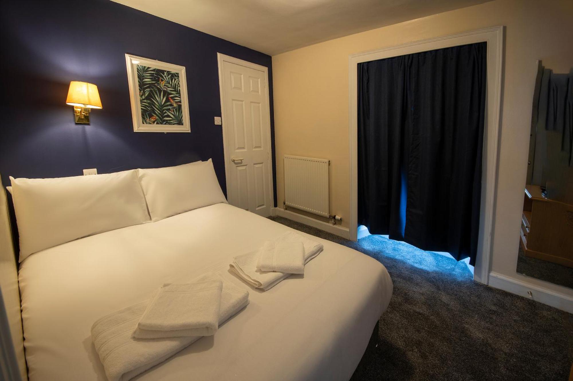 Douglas Arms Hotel 캐슬더글러스 객실 사진