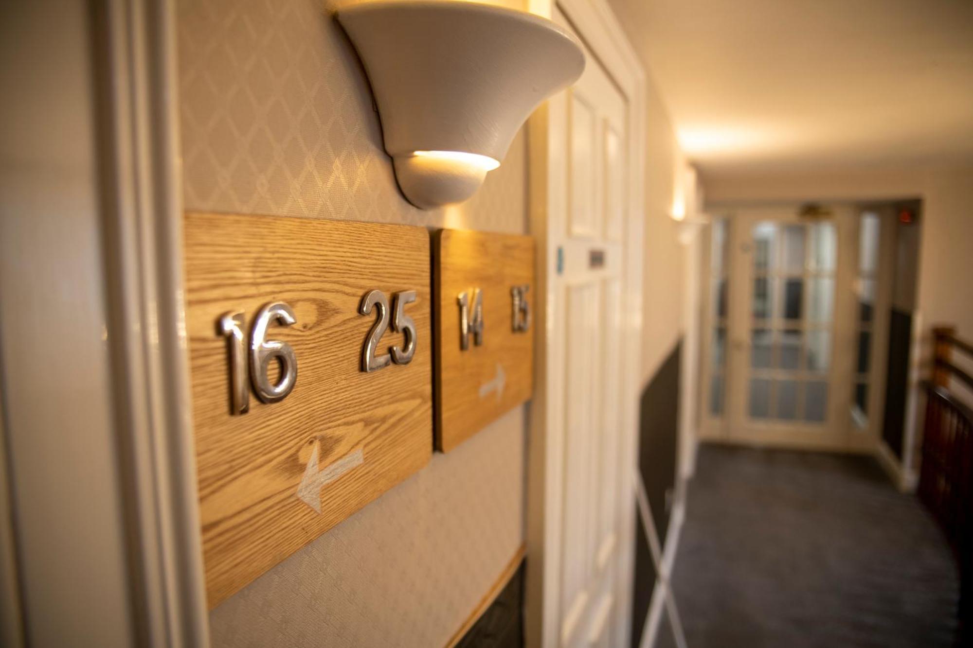 Douglas Arms Hotel 캐슬더글러스 객실 사진