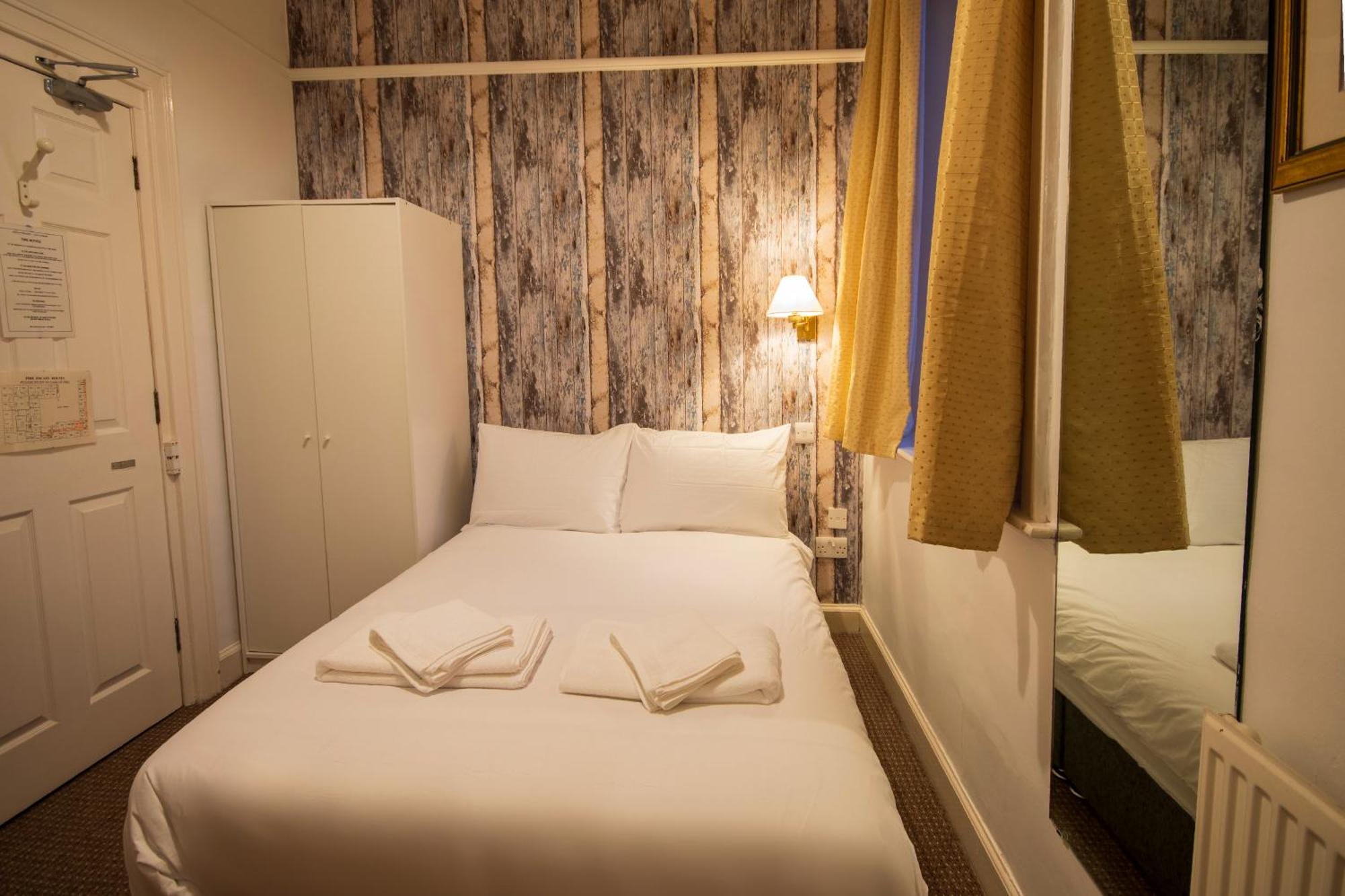 Douglas Arms Hotel 캐슬더글러스 객실 사진