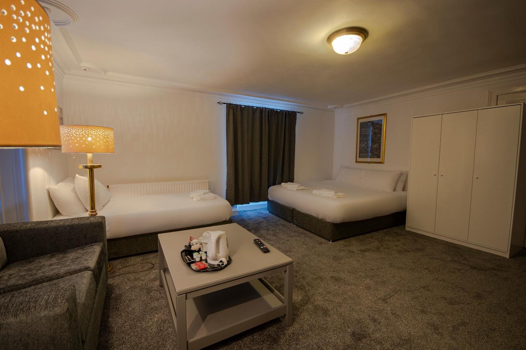 Douglas Arms Hotel 캐슬더글러스 객실 사진